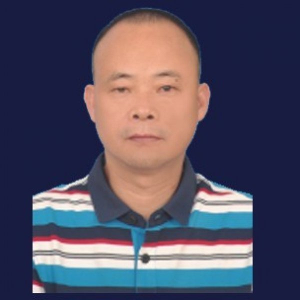 梁富述